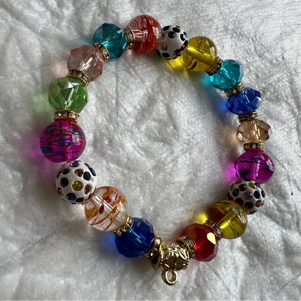 Colorful Beaded stretch Bracelet with Gold tone Accents